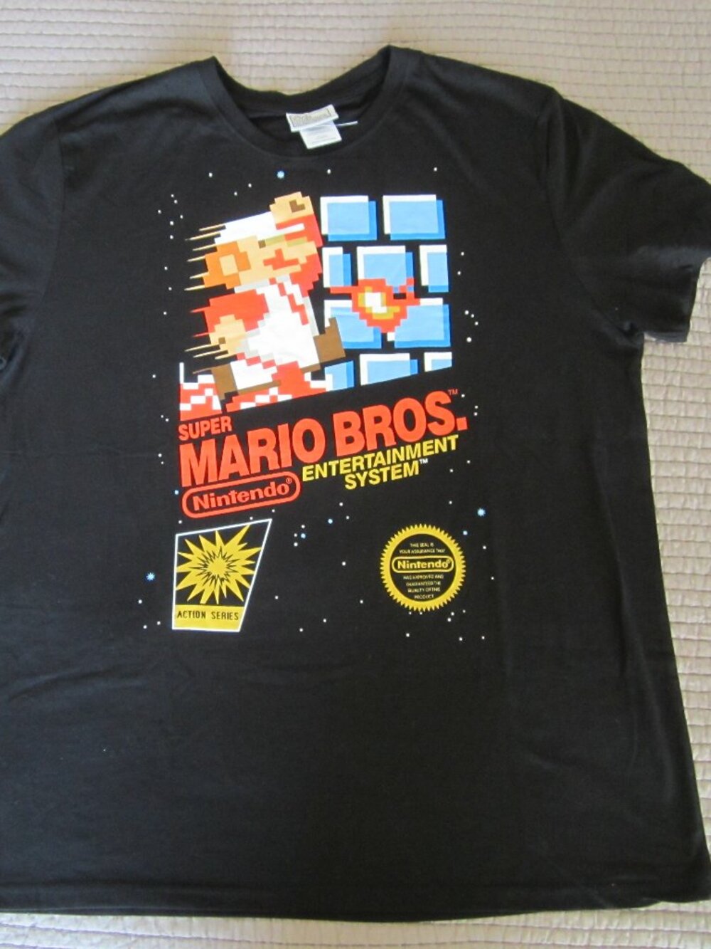 Super Mario Bros. NES Retro Nintendo T-shirt, Size XL